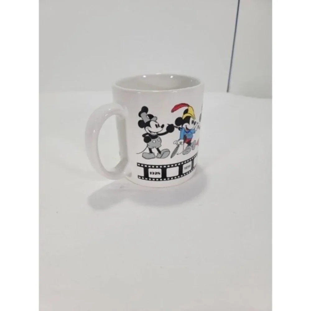Disney MICKEY MOUSE Coffee‎ Cup THRU THE YEARS 1928-TODAY APPLAUSE